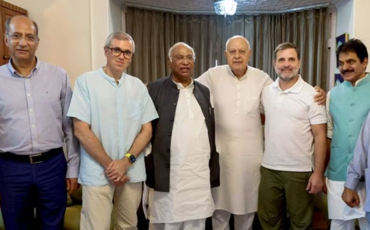 National Conference will contest on 51 out of 90 seats in Jammu and Kashmir and Congress on 32 Jammu Kashmir Election bansal news digital