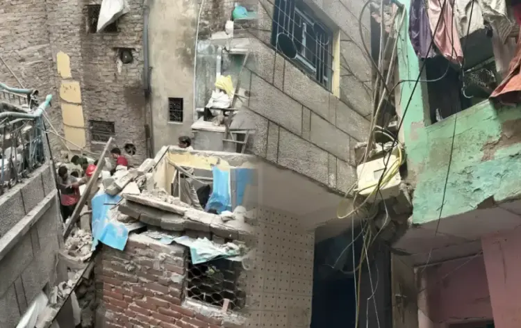 Delhi House Collapsed