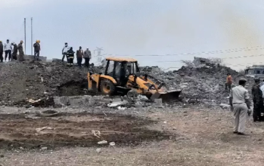 Bemetara Factory Blast-jcb