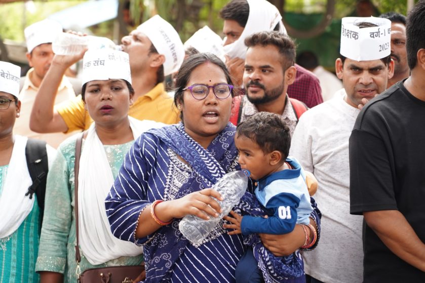 Bhopal-Waiting-Teacher-Protest-01