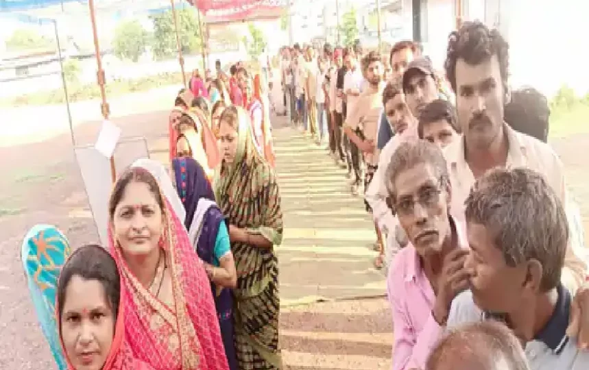 CG Loksabha Eletion-poling booth