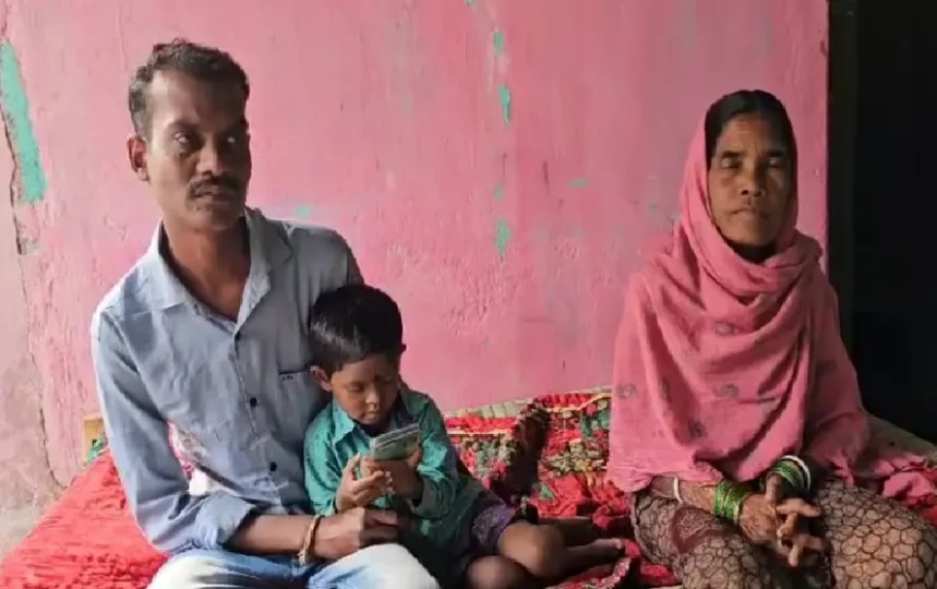 CG Wife Left Husband-Child