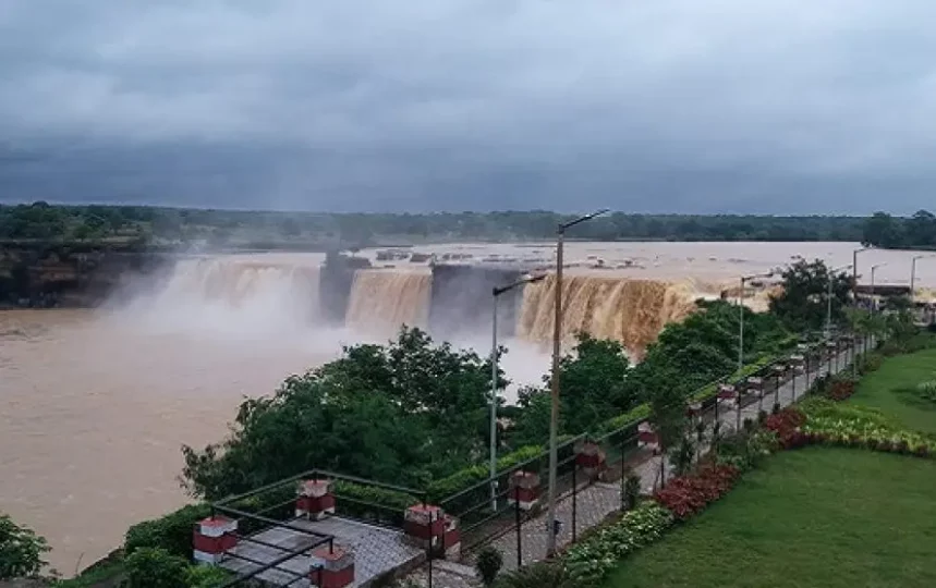 Chitrakote Waterfall in Bastar