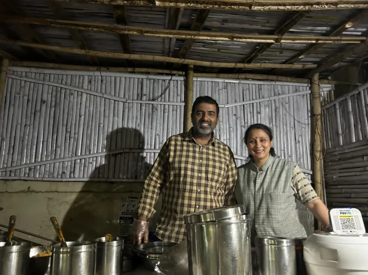 Free-Panipuri-in-Bhopal-Nakul-Barodkar