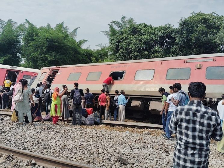 GONDA TRAIN ACCIDENT