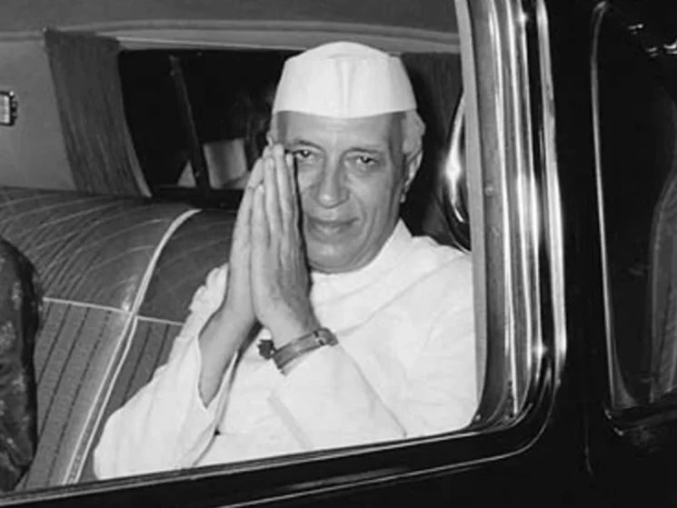 PM-Pt-Nehru