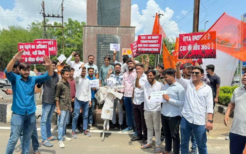 abvp bhopal protest